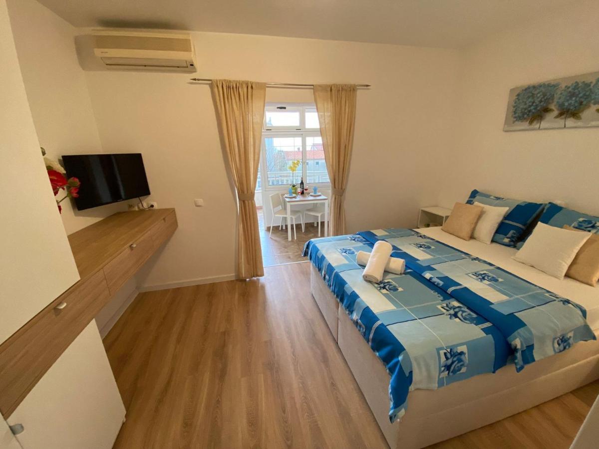 Apartments Kovac Makarska Eksteriør billede