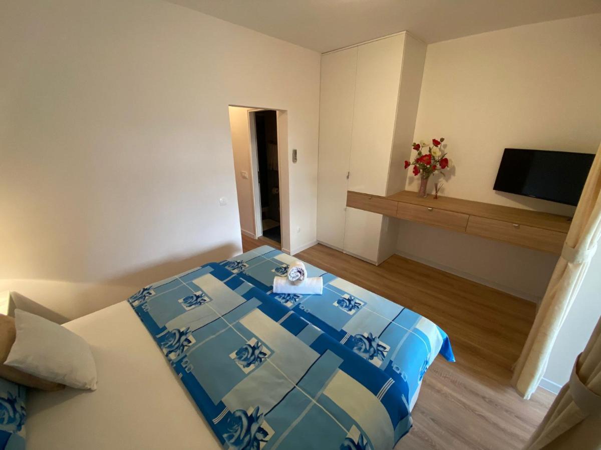 Apartments Kovac Makarska Eksteriør billede