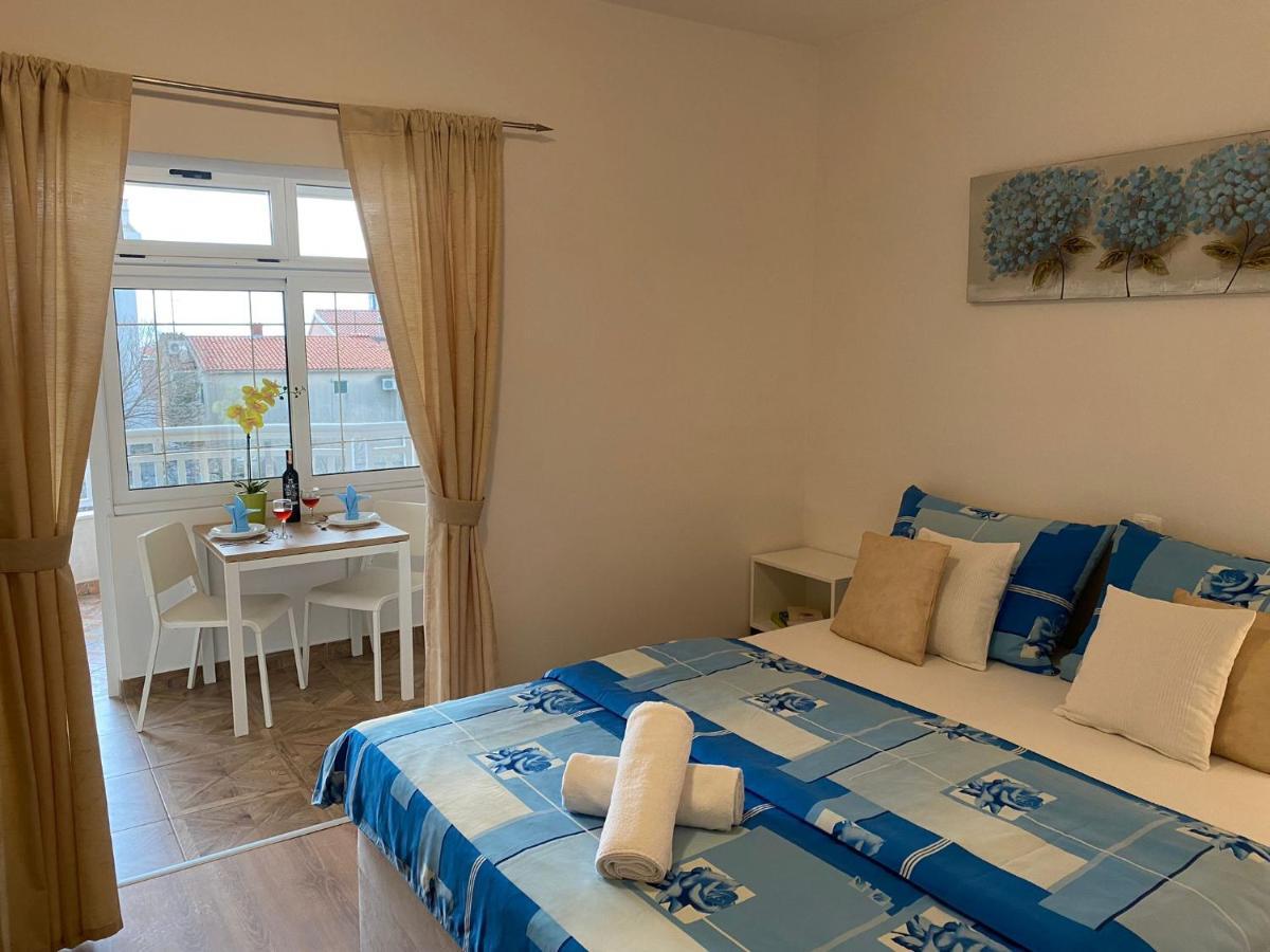 Apartments Kovac Makarska Eksteriør billede