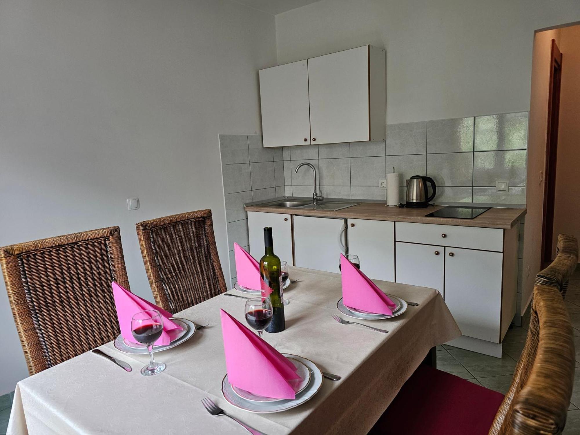 Apartments Kovac Makarska Værelse billede