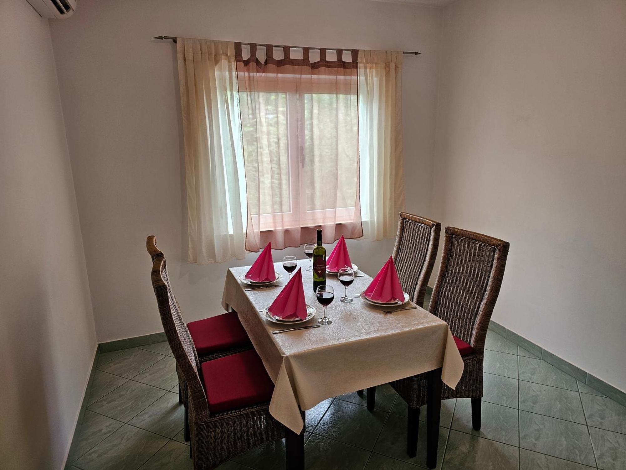 Apartments Kovac Makarska Værelse billede